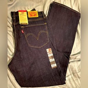 NWT⭐️Lev’s Classic Bootcut Jeans⭐️Size 10 short⭐️W30 L30⭐️Mid Rise⭐️Dark Wash